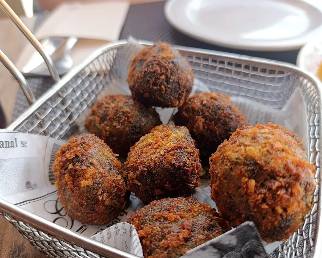Croquetas caseras de choco y gambas